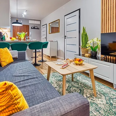 D19 Z Basenem, Sauna, Jacuzzi Park - 5d Apartament *